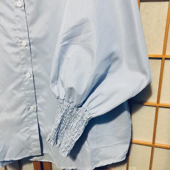 Women's Size 2XL  Blue White pin striped Blouse Polyester unbranded NWOT - Picture 10 of 11